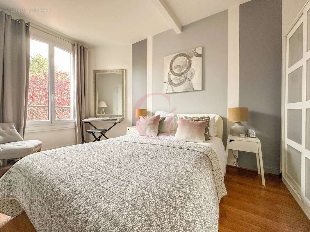Appartement à BOURG-LA-REINE