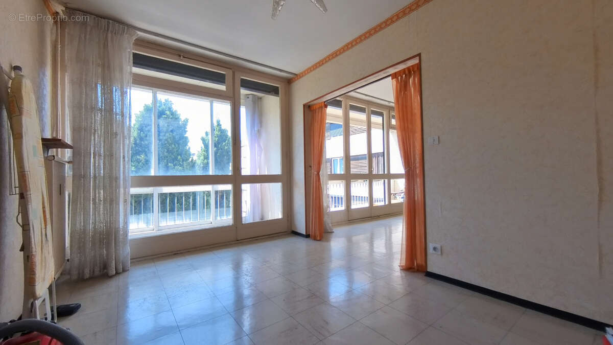 Appartement de 76 m2 avec garage   Valence - photo 4