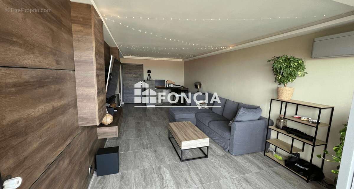 Appartement à LE CANNET