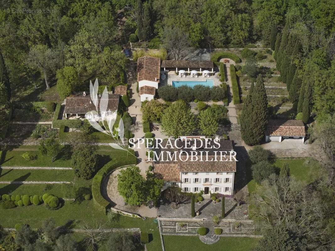 Maison à PEYMEINADE