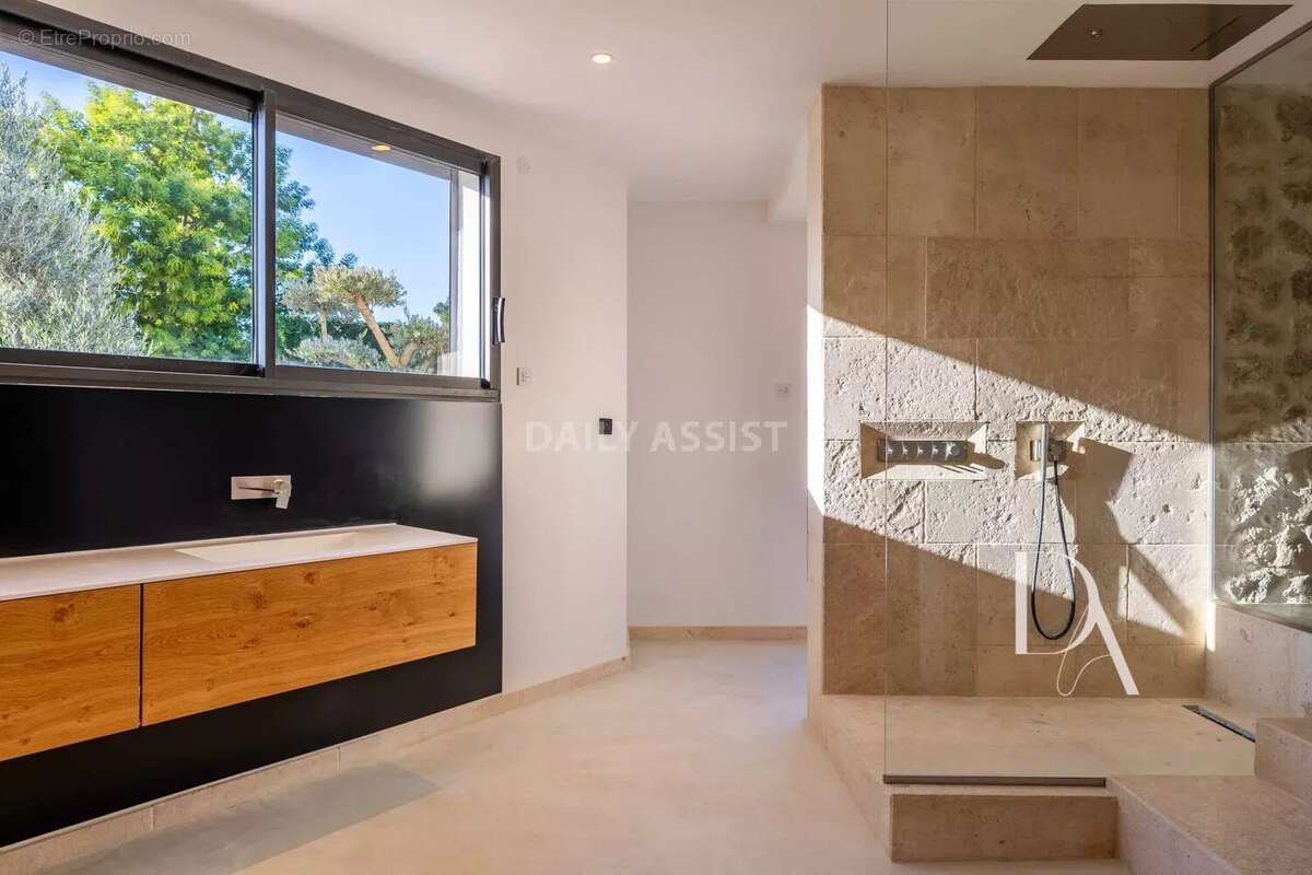 Maison Neuve Vue Dégagée Saint Cyr sur Mer - photo 17