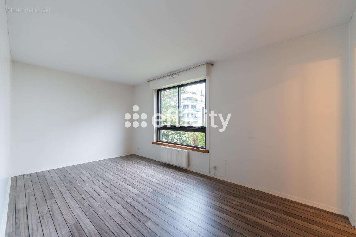 Appartement à GARCHES