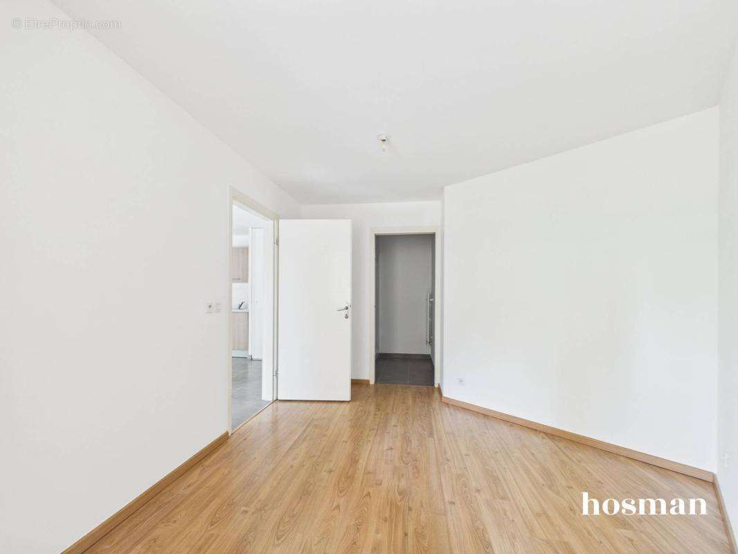 Superbe appartement T4 de 87 m² avec jardin privatif, double parking, Rue Hustin, Le Haillan - photo 8