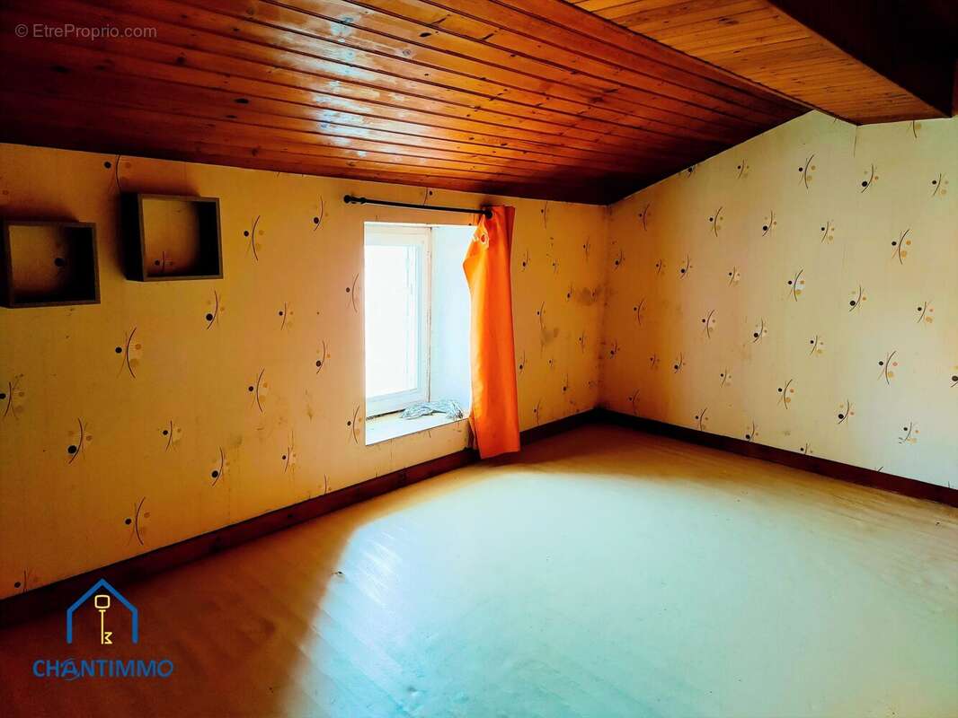 Maison à L'HERMENAULT