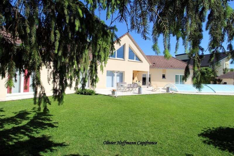 Maison à REDING