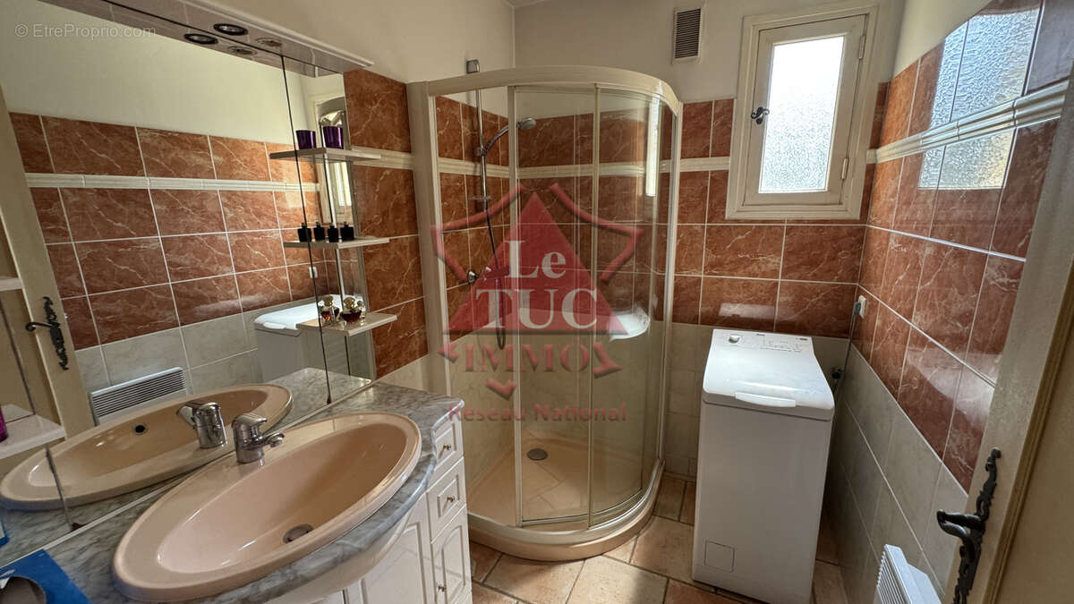 Appartement à PEYMEINADE
