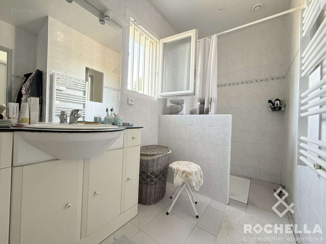 Maison 71 m² à Ternant  - photo 8