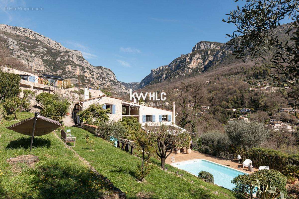 Maison à LE BAR-SUR-LOUP