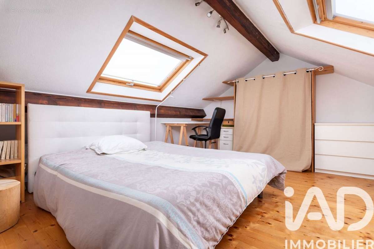 Photo 9 - Appartement à VILLEURBANNE