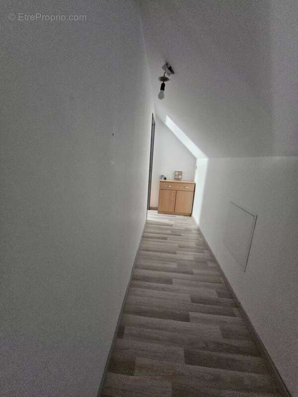 Maison à SAINT-MAURICE-SUR-FESSARD