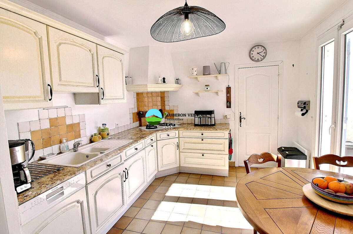 Maison à LORIOL-DU-COMTAT