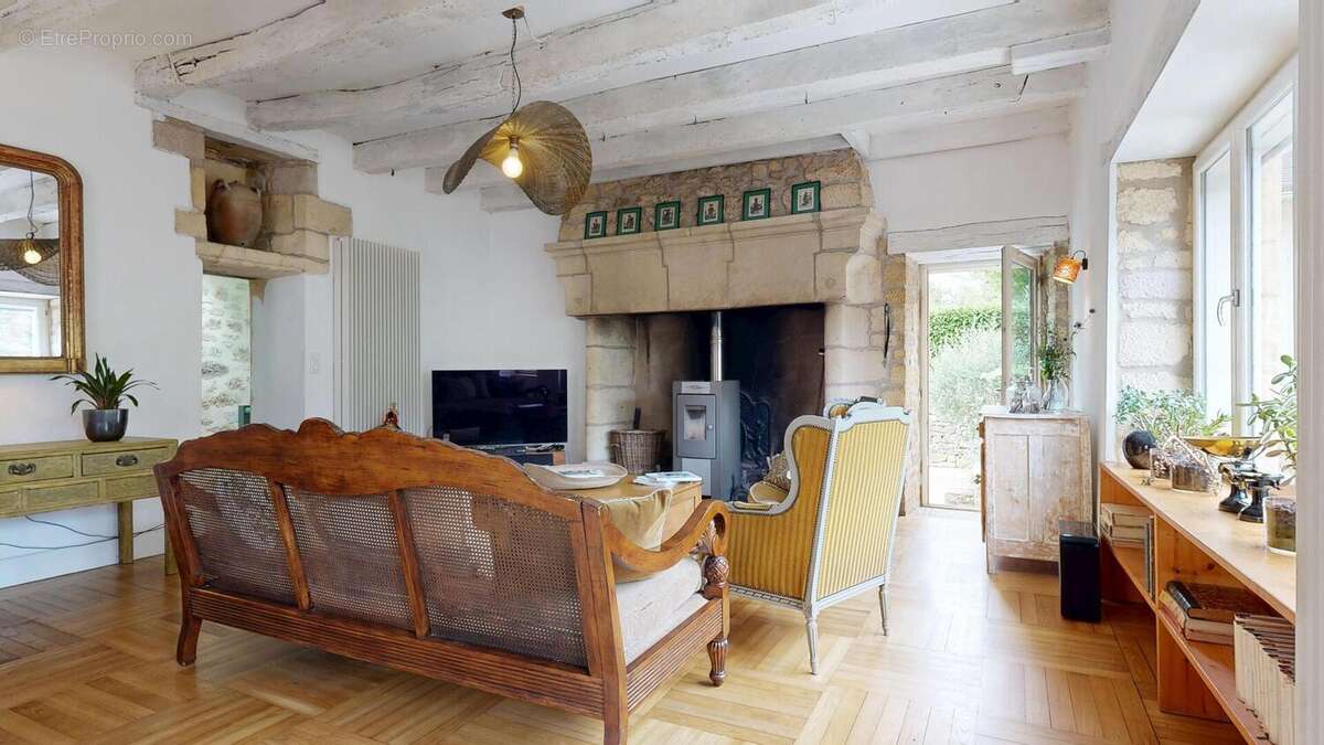 Au cœur de la bastide, une propriété rare et pleine de caractère - photo 7