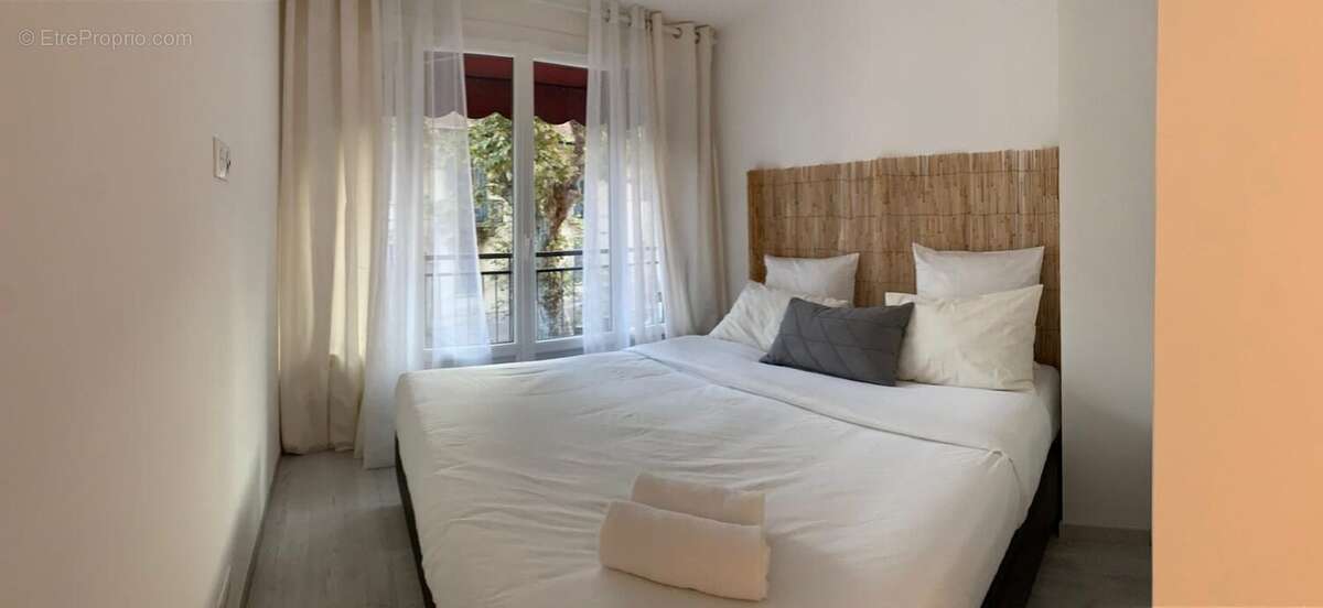 Appartement à VALLAURIS