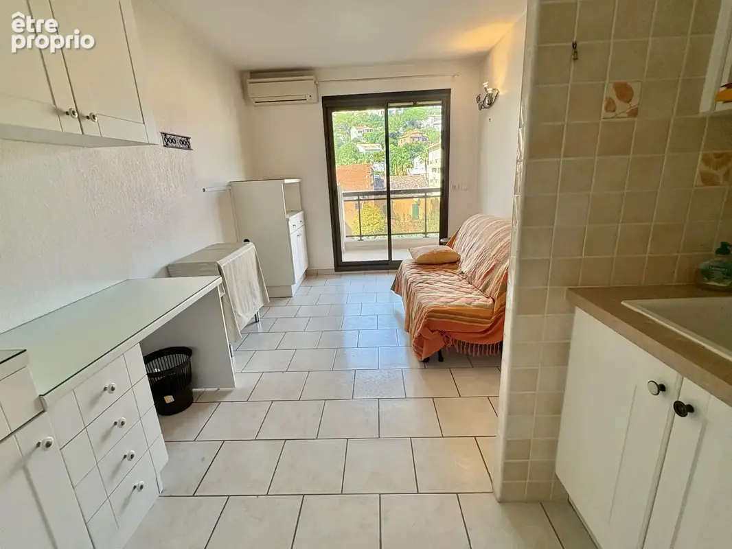 À VENDRE   T4 cabine en plein centre-ville du Lavandou - photo 16