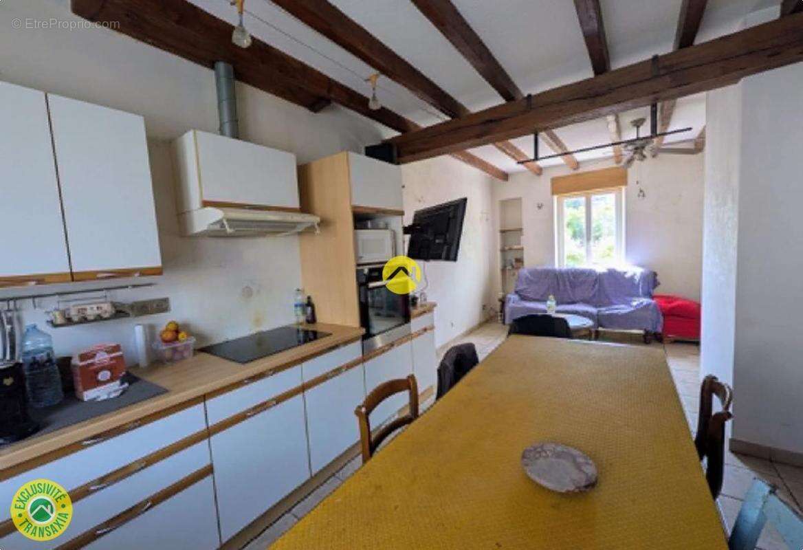 Maison à COMMENTRY