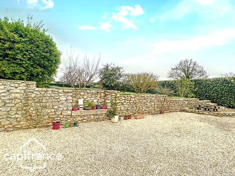 Maison à SAINT-VARENT