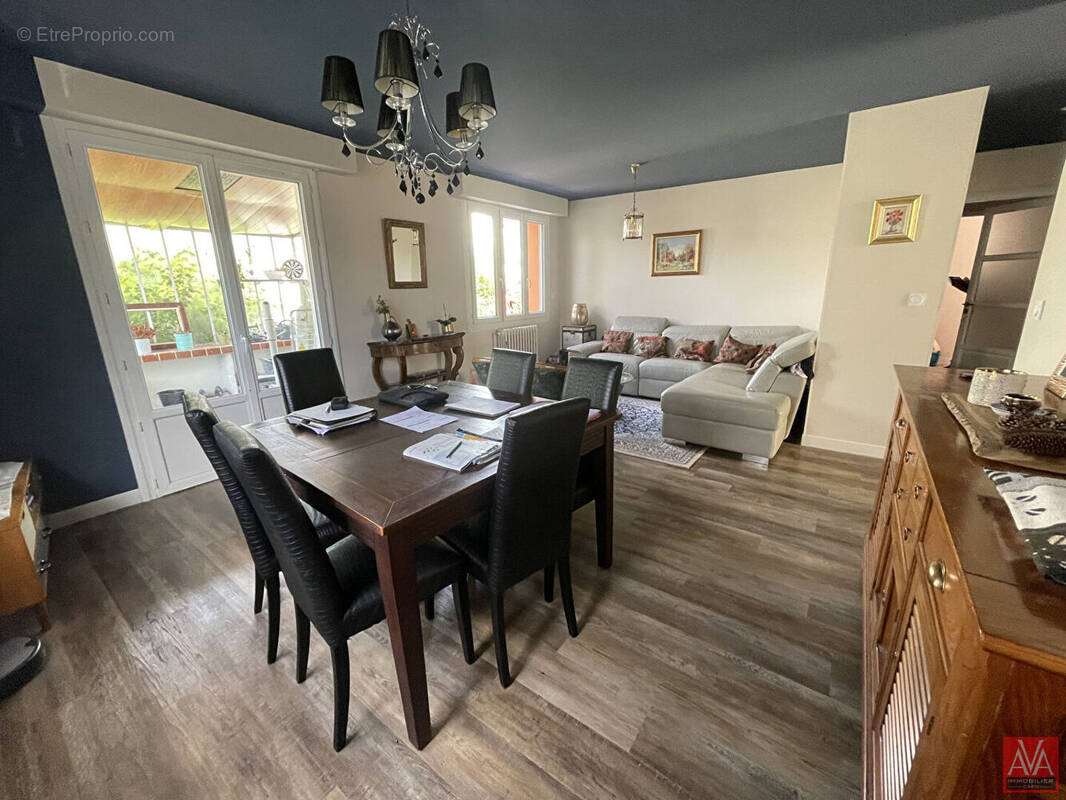 Maison à MONDEVILLE