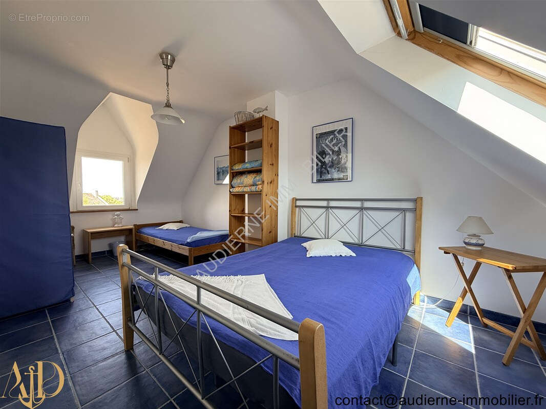 EMPLACEMENT EXCEPTIONNEL - Maison récente - à 300m de la plage - habitable immédiatement - photo 8