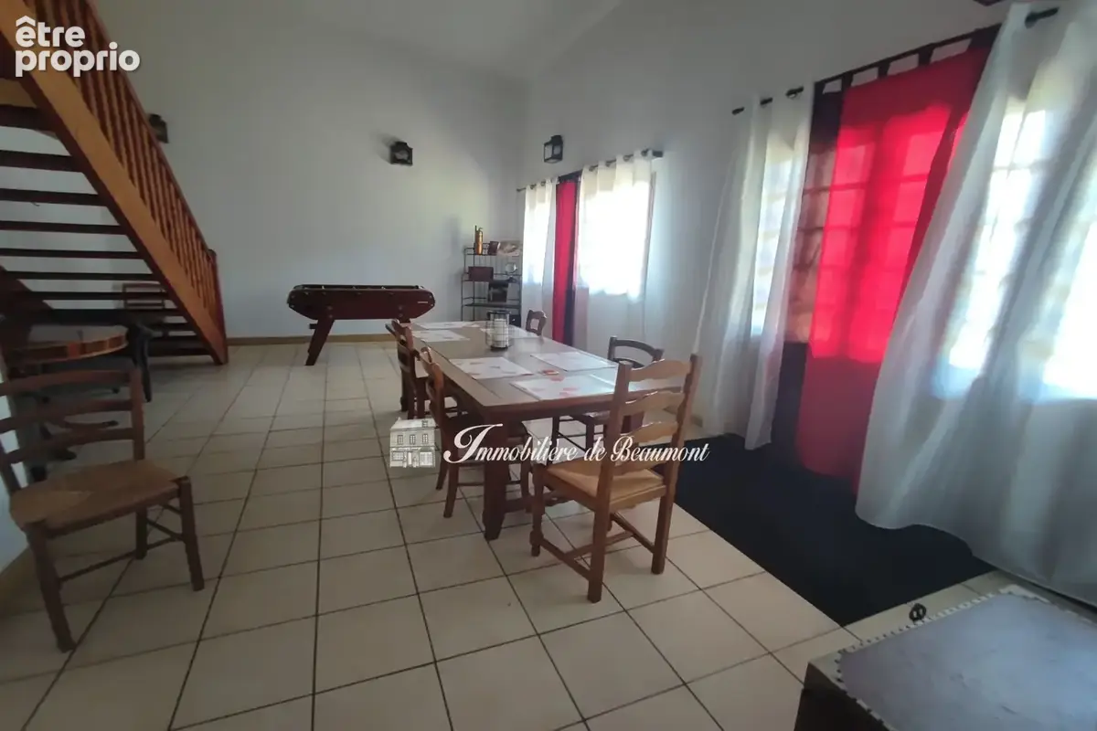 Maison 8 pièces 250 m² à vendre à Thiberville (27230) - photo 2