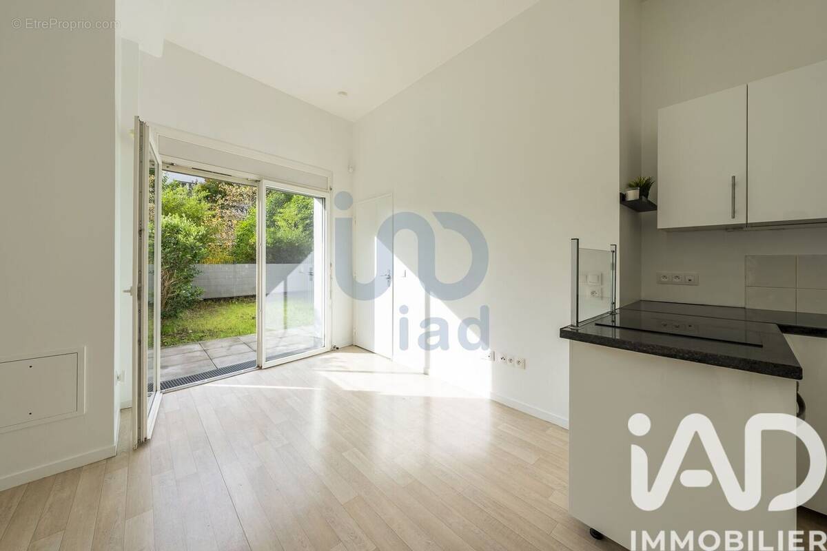 Photo 1 - Appartement à CHOISY-LE-ROI