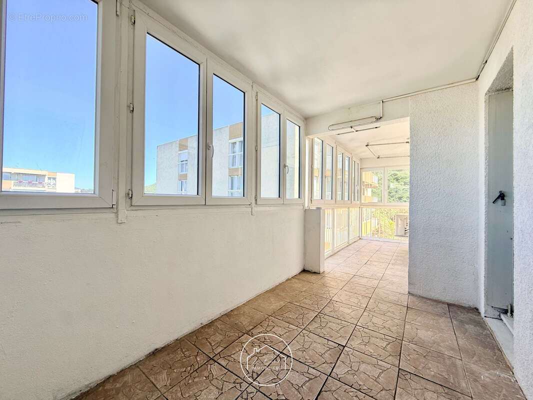Appartement à MARSEILLE-11E