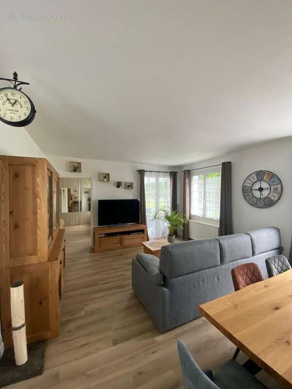 Maison à MILLY-LA-FORET