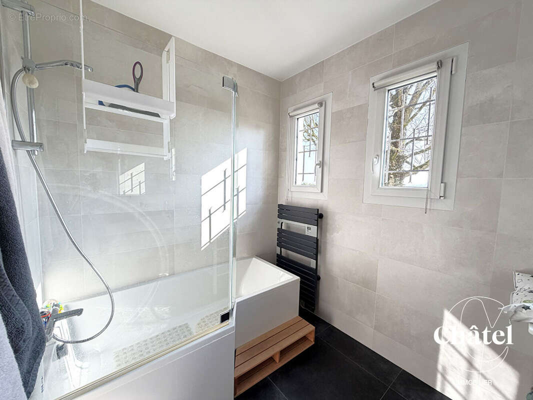 Maison à ERMENONVILLE