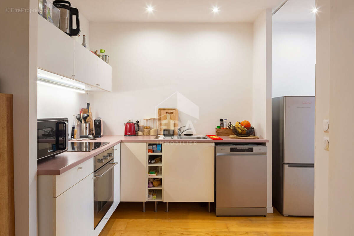 Appartement à LEVALLOIS-PERRET