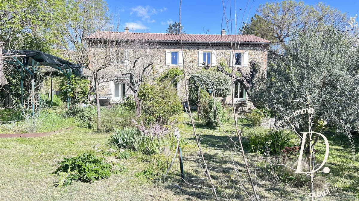 Maison à SAINT-JULIEN-DE-CASSAGNAS