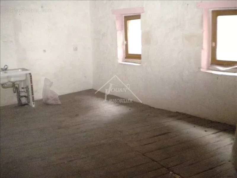 Maison à BOURBON-L'ARCHAMBAULT