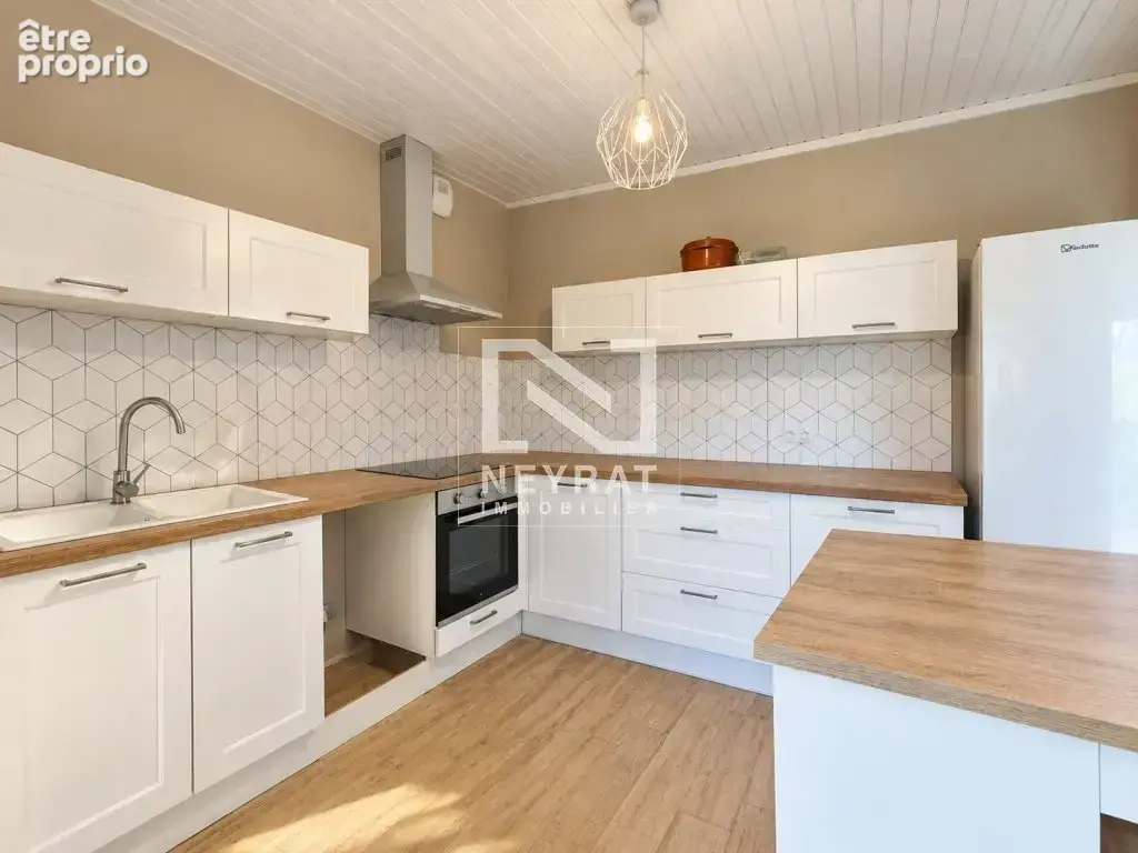 À Montceau-les-Mines, cette maison de 88 m² - photo 2