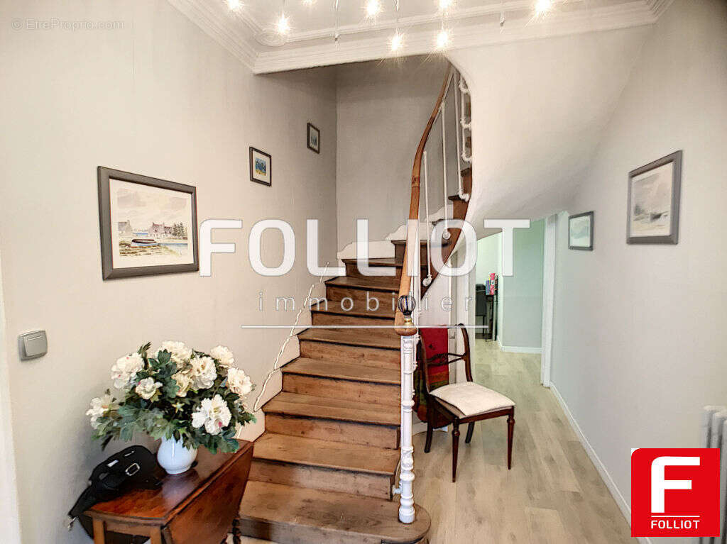 Maison à QUETTREVILLE-SUR-SIENNE