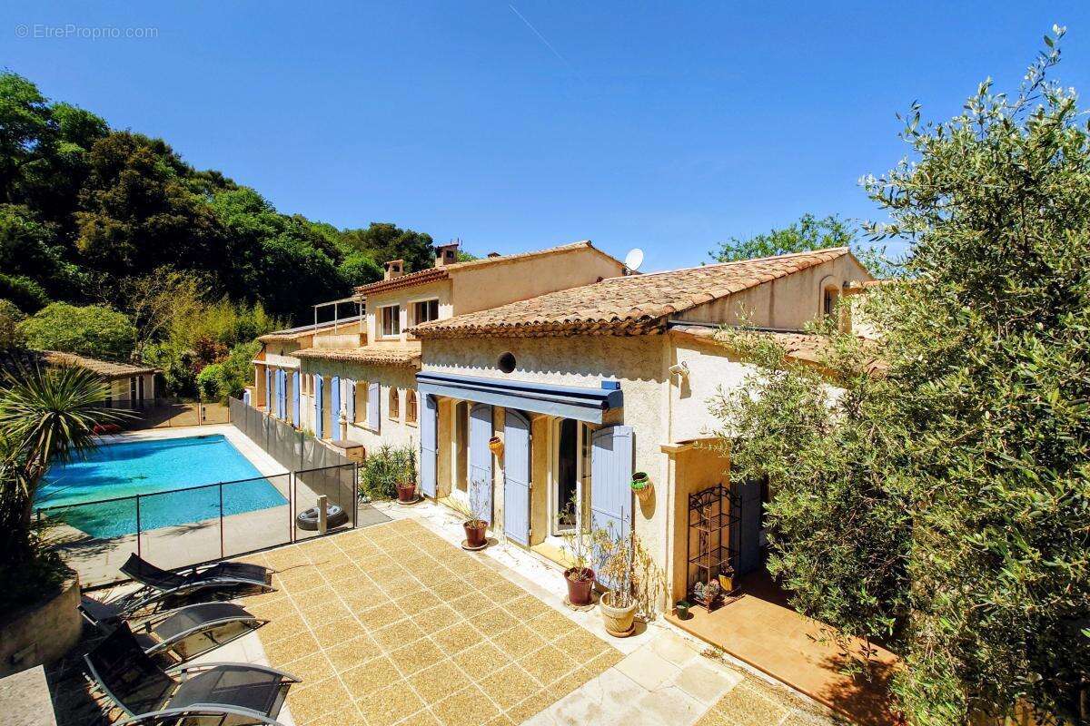 Maison à BIOT