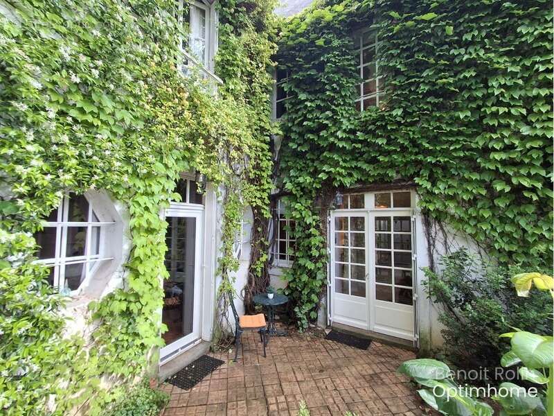 Maison bourgeoise du XIXe siècle au cœur de Saint-Calais - photo 8