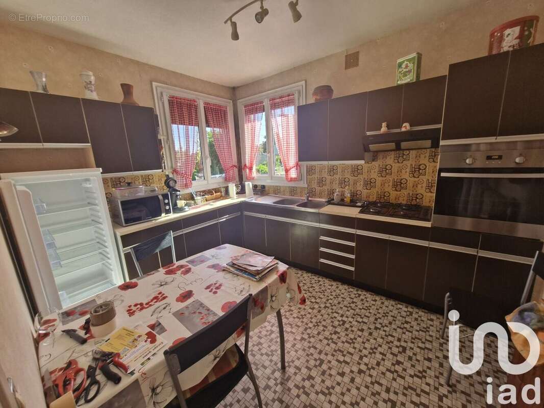 Photo 4 - Maison à ROMILLY-SUR-SEINE