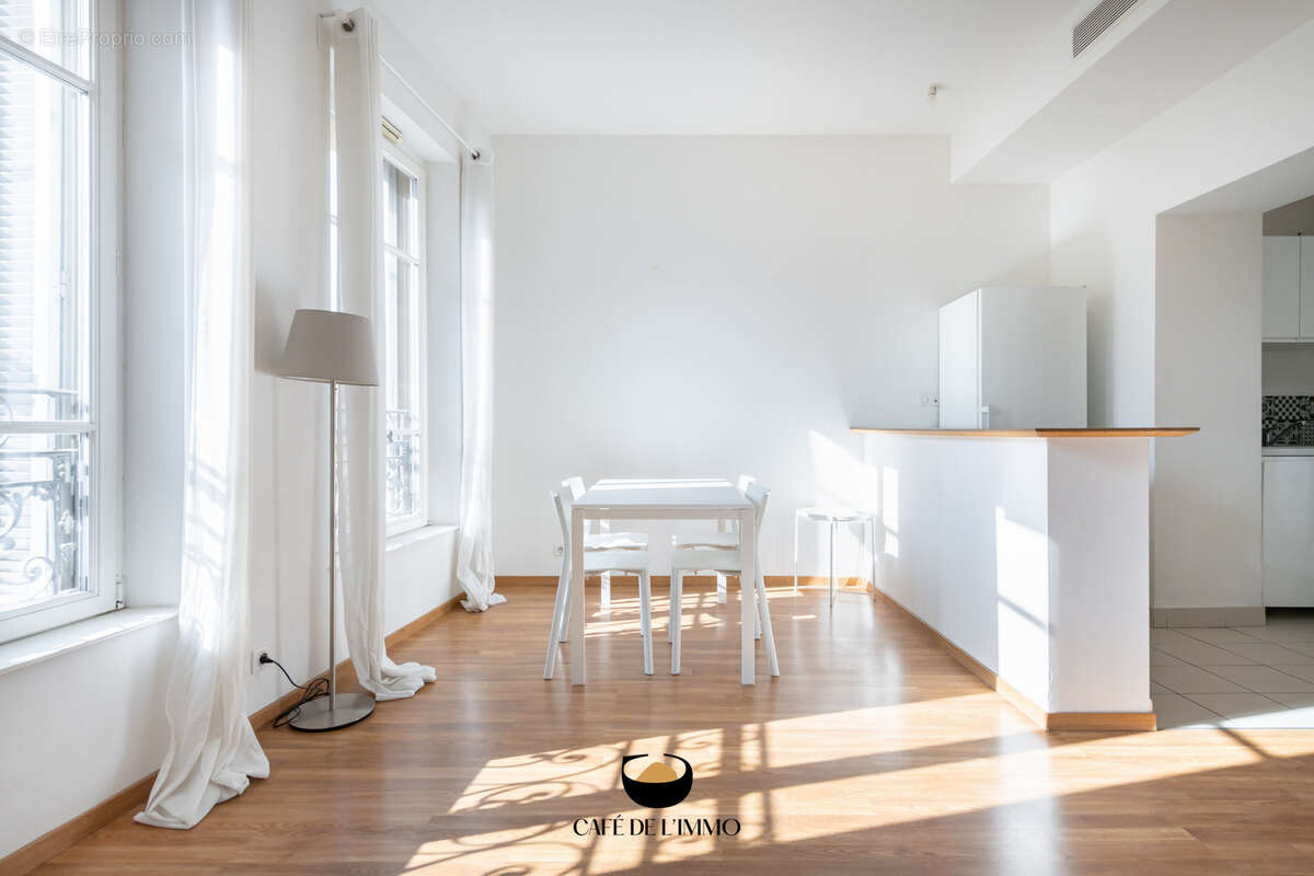 Appartement à MARSEILLE-2E