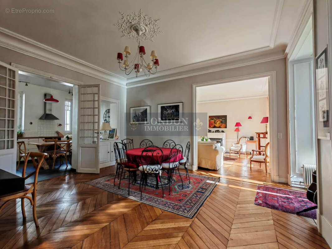 Appartement à VERSAILLES