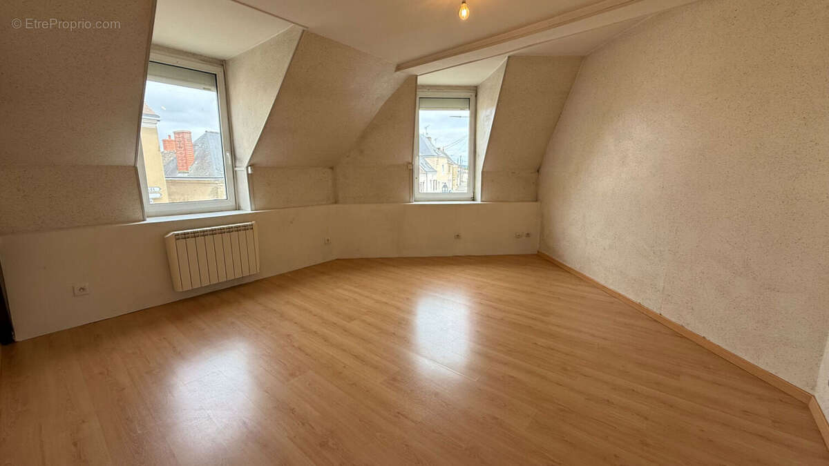 Maison La Chapelle Saint Remy 3 pièce(s) 95 m2 - photo 4