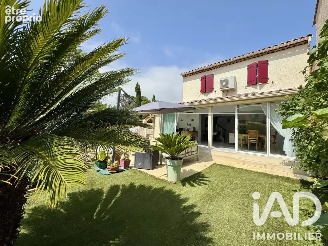 Photo 1 - Maison à SAUSSET-LES-PINS