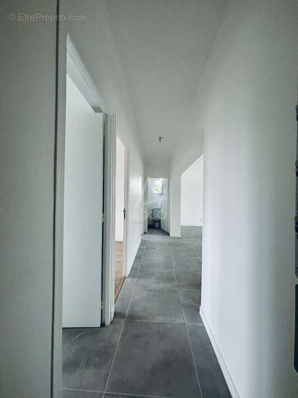 Appartement à BOUGUENAIS