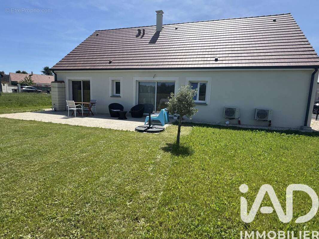 Photo 1 - Maison à LA CHAPELLE-DU-NOYER