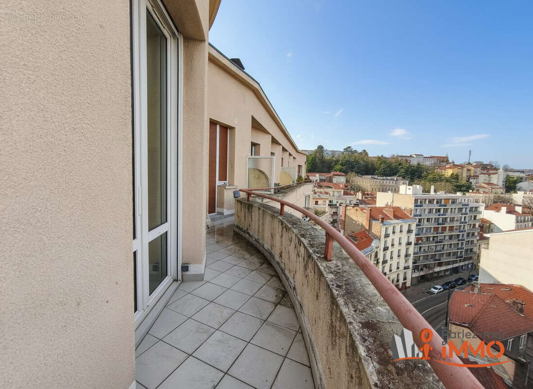 Appartement 64 m² à Saint-Etienne  - photo 8