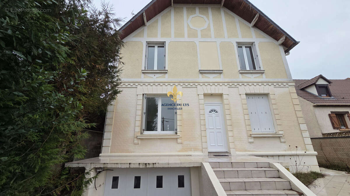Maison à BORAN-SUR-OISE