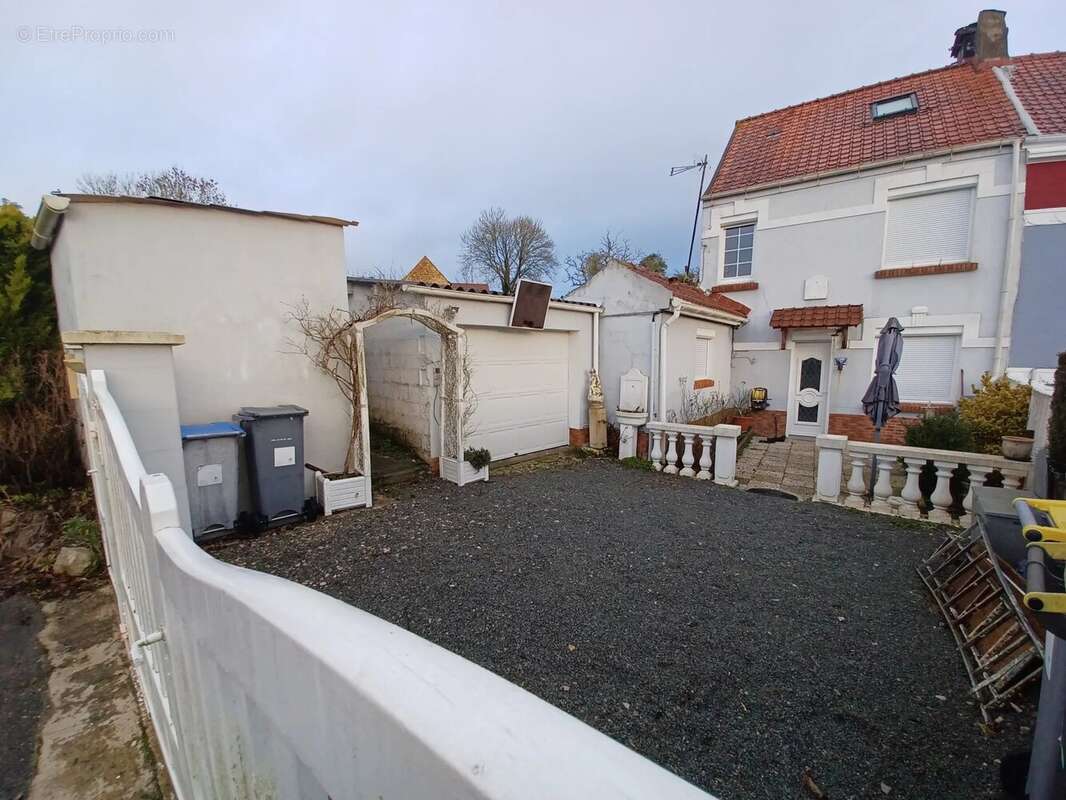 Maison à HESDIN-L'ABBE