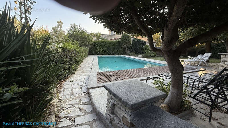 Maison à LES ANGLES