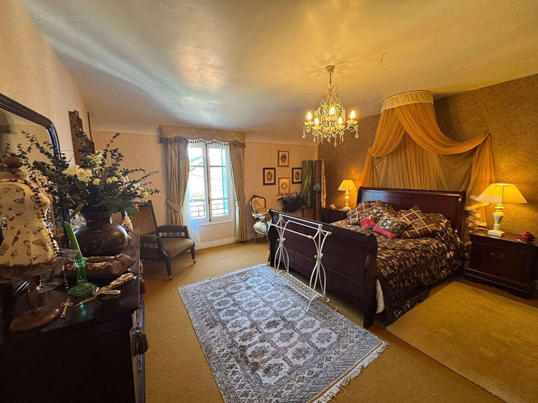HAUTE VIENNE -Belle maison présentée avec gîte et piscine. - photo 8