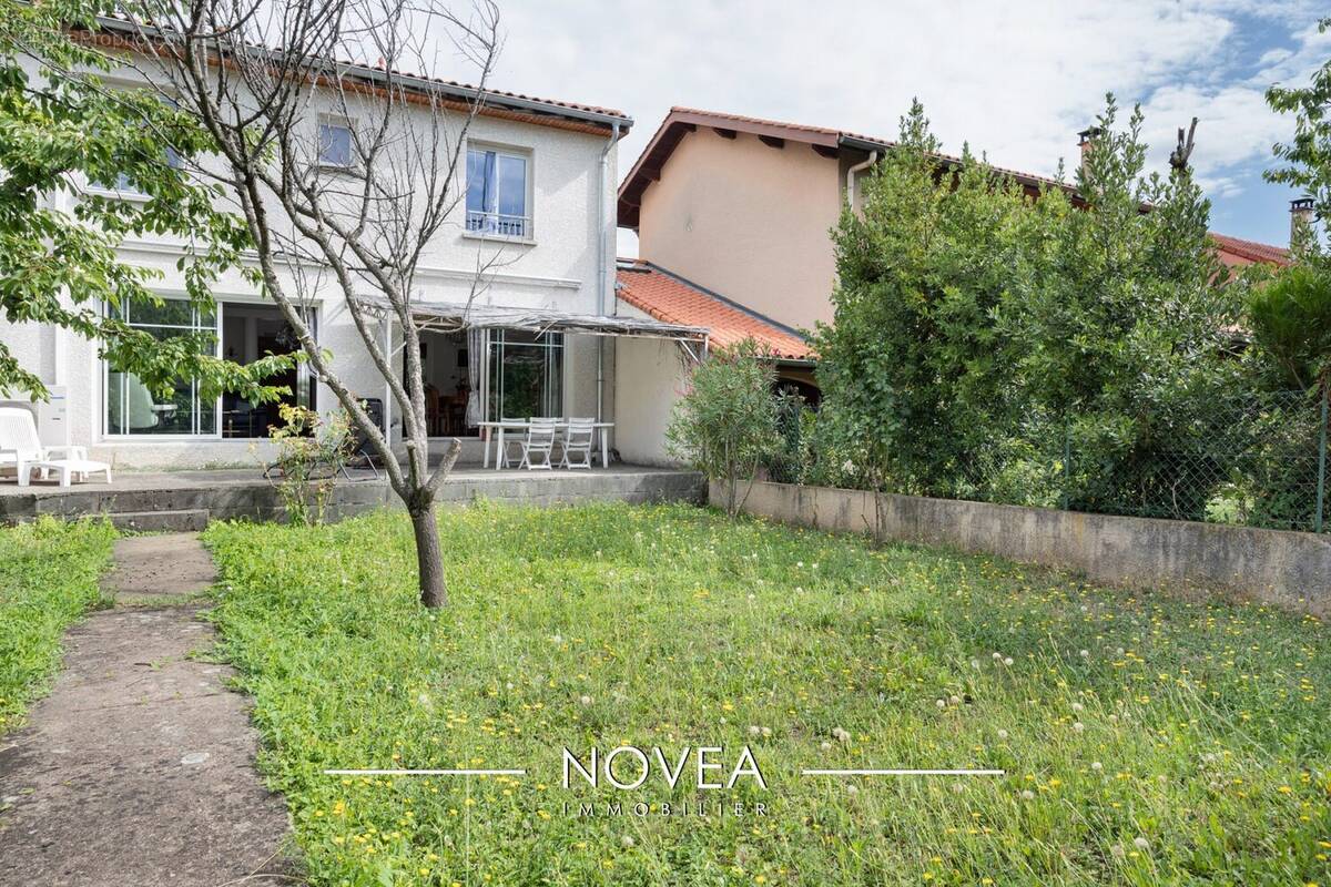 Maison à VILLEURBANNE