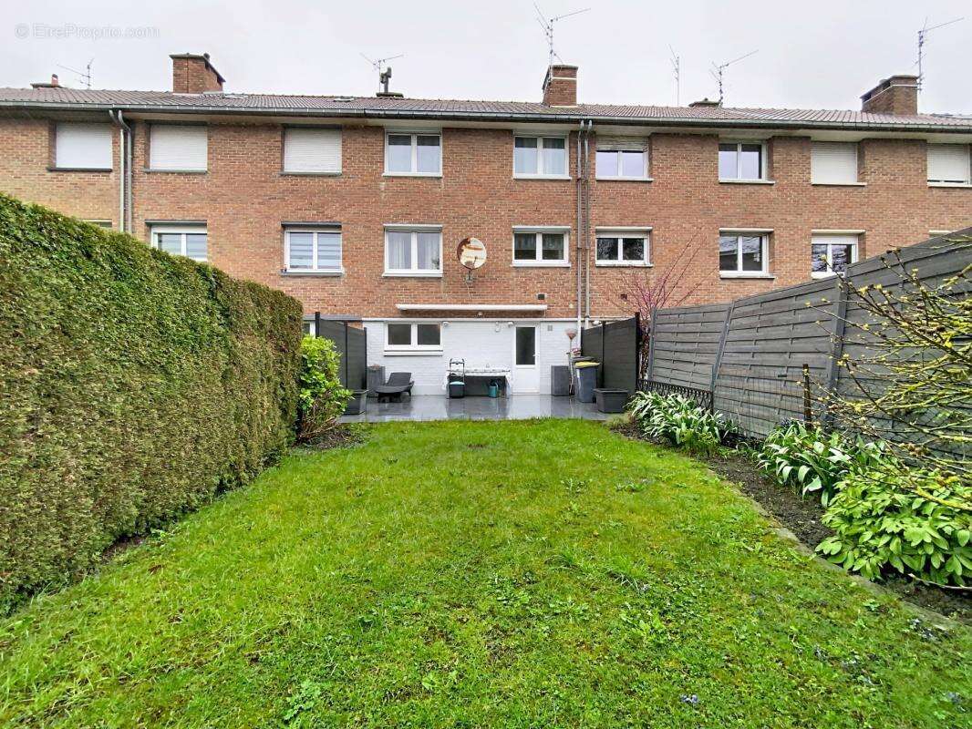 Maison à ARMENTIERES