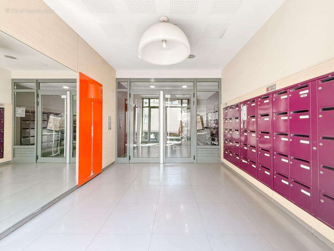 A vendre Nice Libération 3 pièces 55 m² dernier étage - photo 9
