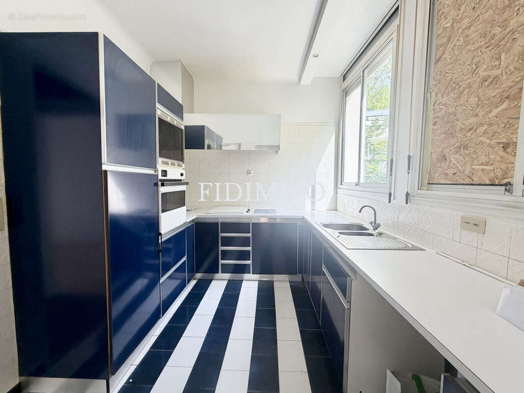 Maison à CHENNEVIERES-SUR-MARNE